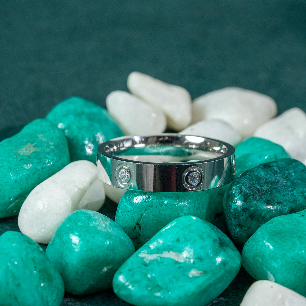 925 Sterling Silver Diamond-Style Band Ring