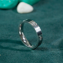 925 Sterling Silver Diamond-Style Band Ring