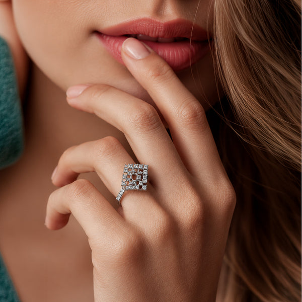 925 Sterling Silver Ladies Cluster Ring