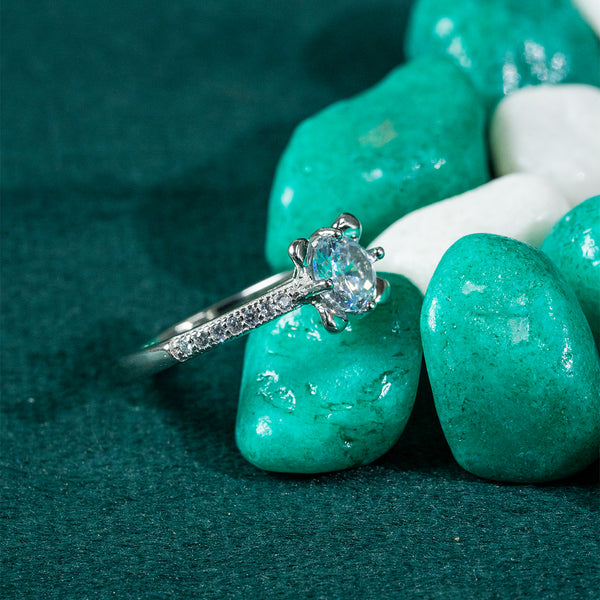 Ladies Solitaire Ring