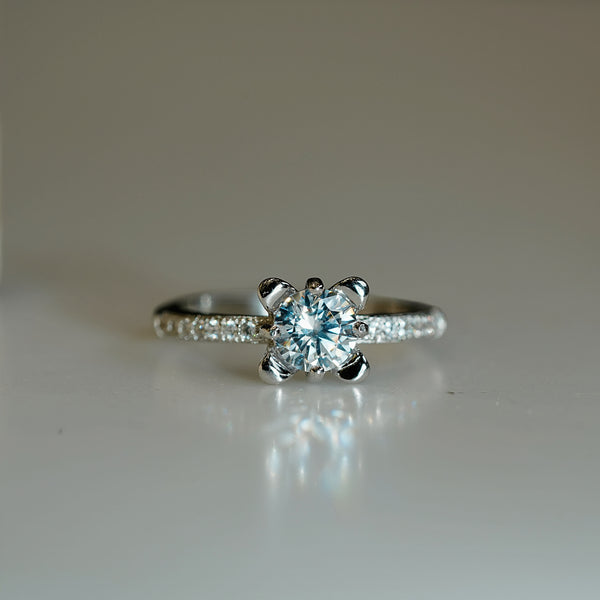 Ladies Solitaire Ring